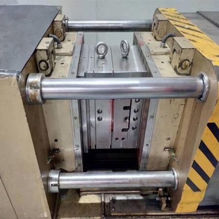 Automotive Plastic Injection Molding